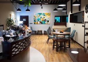 Posezení v ubytování Remas Hotel Suites - Al Khoudh, Seeb, Muscat