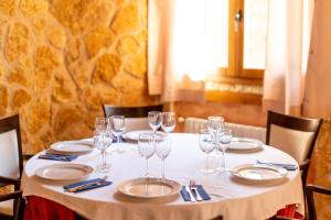 Restaurace v ubytování Hostal El Guerrer