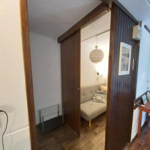 En eller flere senge i et værelse på Top Nyaraló Mindszent