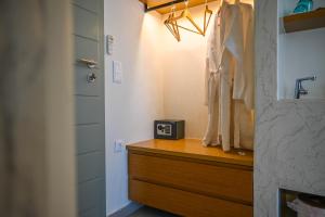 Fotografia z galérie ubytovania Schinoza Luxury Suites v destinácii Schoinousa