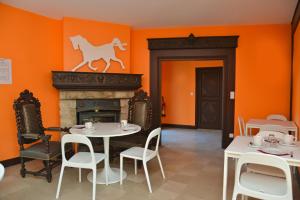 Fotografie z fotogalerie ubytování Logis - Hotel Restaurant La Mire v destinaci Vierzon