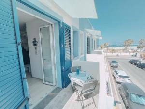 A balcony or terrace at MARE e Terra Holiday fronte mare