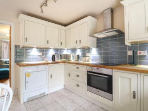 Gallery image of Cute Remarkable quirky 2 Bed House in Derby in Derby