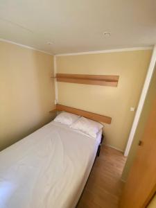 Uma cama ou camas num quarto em La Gobita