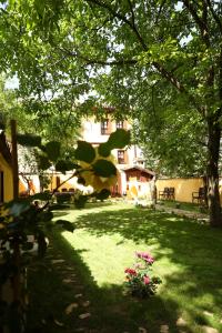 Dārzs pie naktsmītnes SARI KONAK Garden Otel Safranbolu