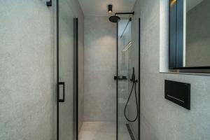 Koupelna v ubytování Agape Suite Old Town-Luxury Two Bedroom Apartment