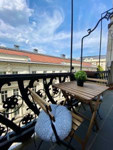 Fotografia z galérie ubytovania Deluxe Downtown Apartment with a Fabulous View v Budapešti