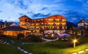 ヴァルダーオラにあるMirabell Dolomites Hotel Luxury Ayurveda & Spaのギャラリーの写真