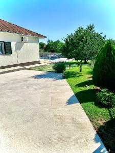 Zahrada ubytování Villa Endi,a gem near Sibenik