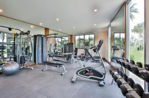 Fitness centrum a/nebo fitness zařízení v ubytování Ka villa private pool & maid by Lofty