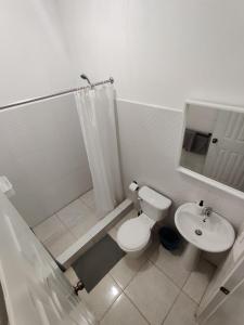 A bathroom at Villa colonial suite n 4 basic interior
