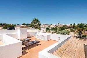 Gallery image of Beautiful Two Bedroom Apartment with Roof Terrace in Carvoeiro