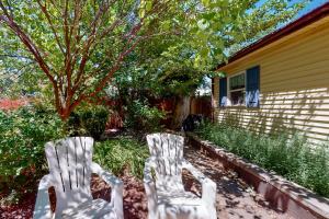 Gallery image of Cottonwood Cottage in Moab