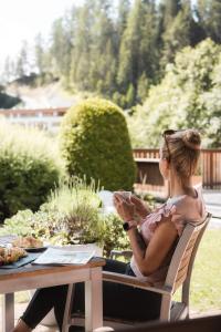 Galeriebild der Unterkunft Annas Garten in Serfaus