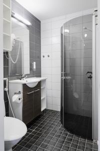Koupelna v ubytování Hotel Rantapuisto