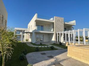 The building in which the holiday home is located