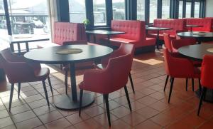 Restaurace v ubytování Sørreisa Hotell