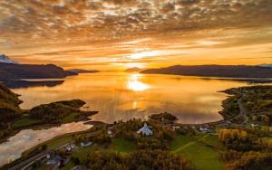 Foto dalla galleria di Sørreisa Hotell a Nordstraumen