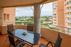 A balcony or terrace at Cristina III