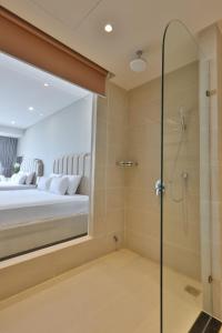 Koupelna v ubytování HighSea GoldCoast Superview Apartment