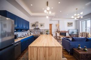 A kitchen or kitchenette at Casa Reale Corfu
