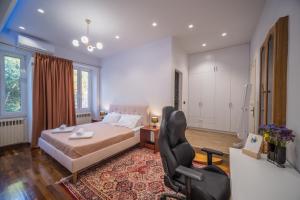 A bed or beds in a room at Casa Reale Corfu