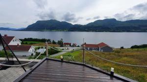 Fotografie z fotogalerie ubytování Kvernesfjorden Apartments v destinaci Averoy + 36 fotografií