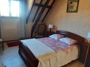 Posteľ alebo postele v izbe v ubytovaní CLOS PAGNY + 9 fotografií