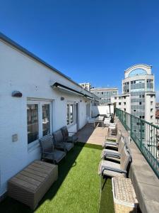 Χώρος καθιστικού στο Madach square apartment