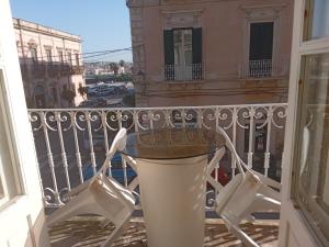 Balkón nebo terasa v ubytování Columna Domus