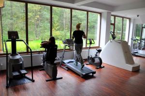 Centrum fitness w obiekcie Hotel Mir-Jan SPA