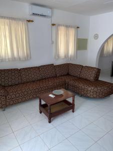 Afbeelding uit fotogalerij van Swiss Garden House in Kerr Sering With Full Private Compound in Amdalai