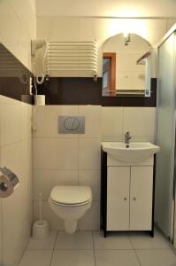 Łazienka w obiekcie Hotel Mir-Jan SPA