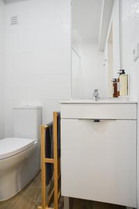Koupelna v ubytování NiaAzoreanApartments2, aconchegante e confortável!