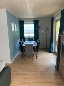 Fotografija u galeriji objekta Apartment Armstrong u gradu Gundersheim