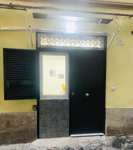 Galería fotográfica de Toledo Home en Nápoles 14 fotos más