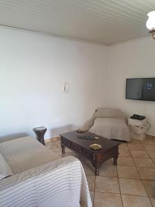 TV a/nebo společenská místnost v ubytování Prinilas manor