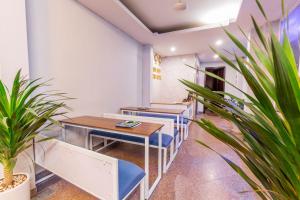 Μια τηλεόραση ή/και κέντρο ψυχαγωγίας στο Hanoi View Legend Hotel