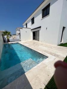 Zdjęcie z galerii obiektu VILLA ELLA w mieście Puget-sur Argens +13 zdjęć