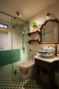 Un baño de Tonkin House