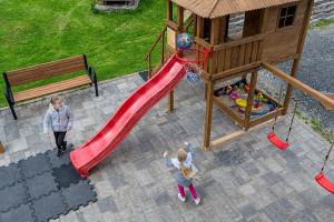 Herní místnost nebo prostor pro děti v ubytování Wellness Kamzík Resort