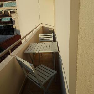 Fotografia z galérie ubytovania Saint-Raphaël : Appartement cosy à 10 minutes de la plage v destinácii Saint-Raphaël