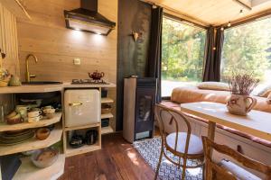 Afbeelding uit fotogalerij van Cabane perchée La Résilience sur le plateau du Vercors in Autrans