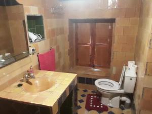 Koupelna v ubytování Kasbah Petit Nomade