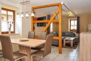 Dining area sa guest house