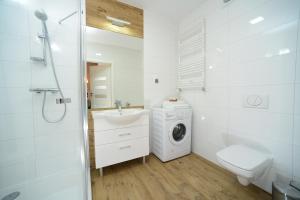 Kúpeľňa v ubytovaní Kołobrzeg Solna11 + 35 fotografií