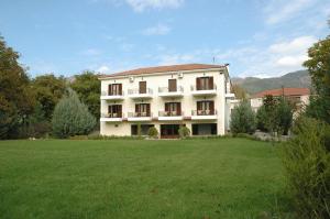 Photo de la galerie de l'établissement Aroanios Hotel, à Kleitoria