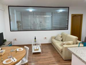 Posedenie v ubytovaní Almansa Flat 14