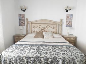 Posteľ alebo postele v izbe v ubytovaní CERCADO DEL MEDIO, CHALET con PISCINA PRIVADA