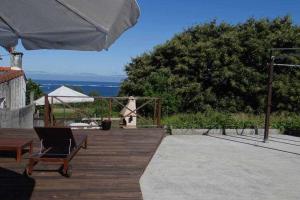 Fotografie z fotogalerie ubytování Casa Machina casa con amplia terraza y barbacoa v destinaci Carnota